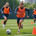 découvrez les méthodes et exercices essentiels pour optimiser la préparation physique des footballeurs professionnels, alliant endurance, force et agilité pour des performances maximales sur le terrain.